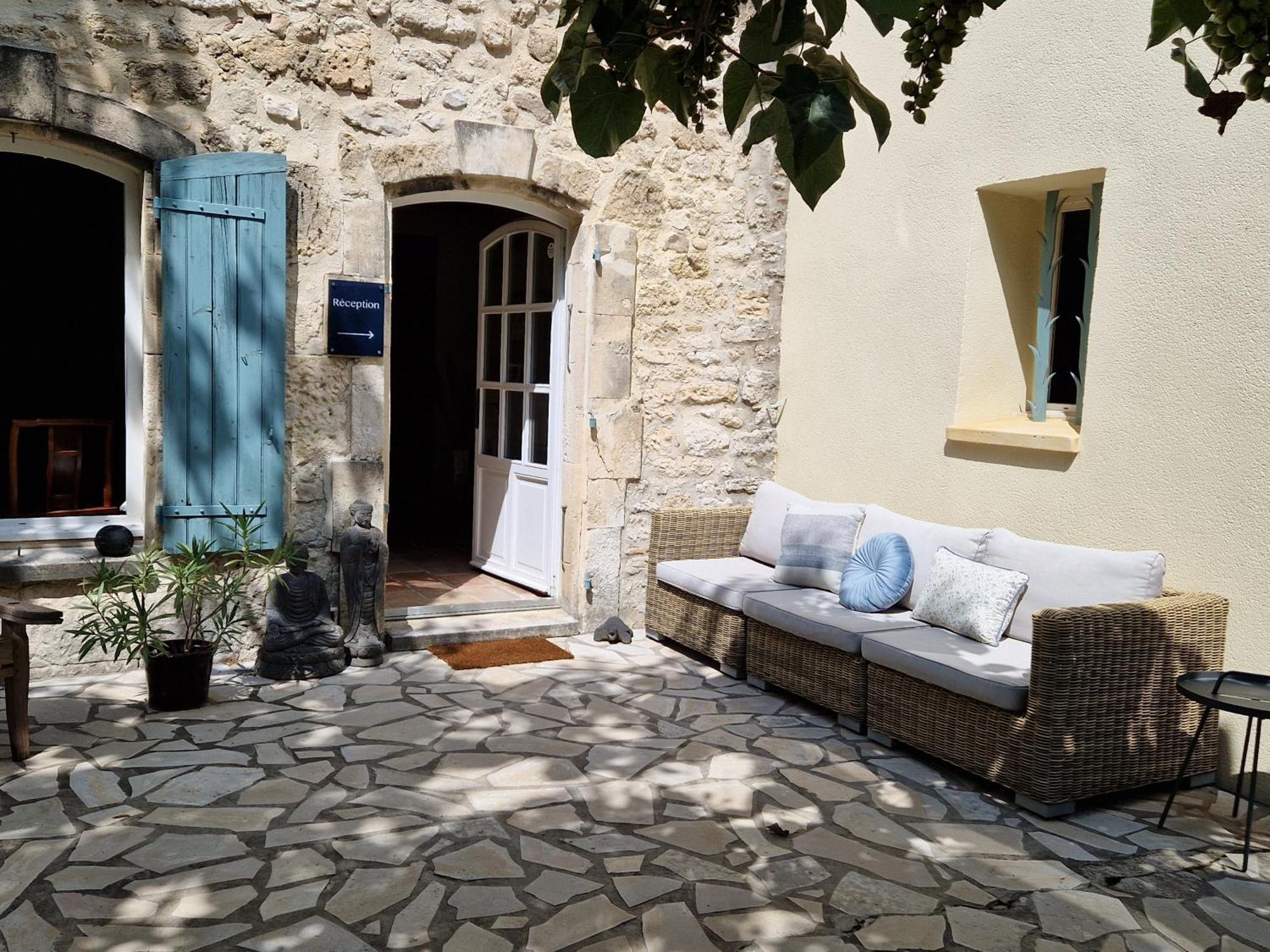 Mas Armelin Bed & Breakfast Tarascon Exterior foto