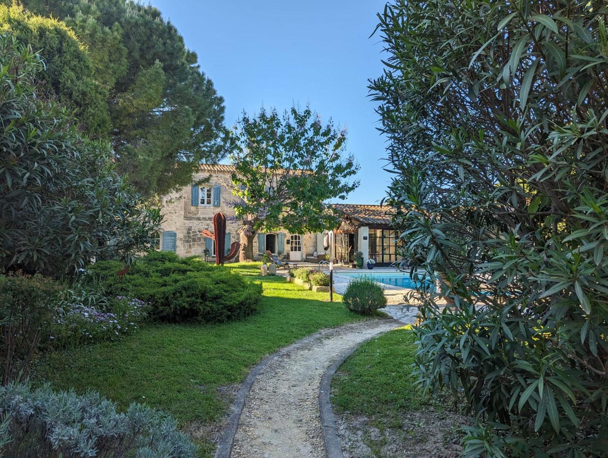 Mas Armelin Bed & Breakfast Tarascon Exterior foto