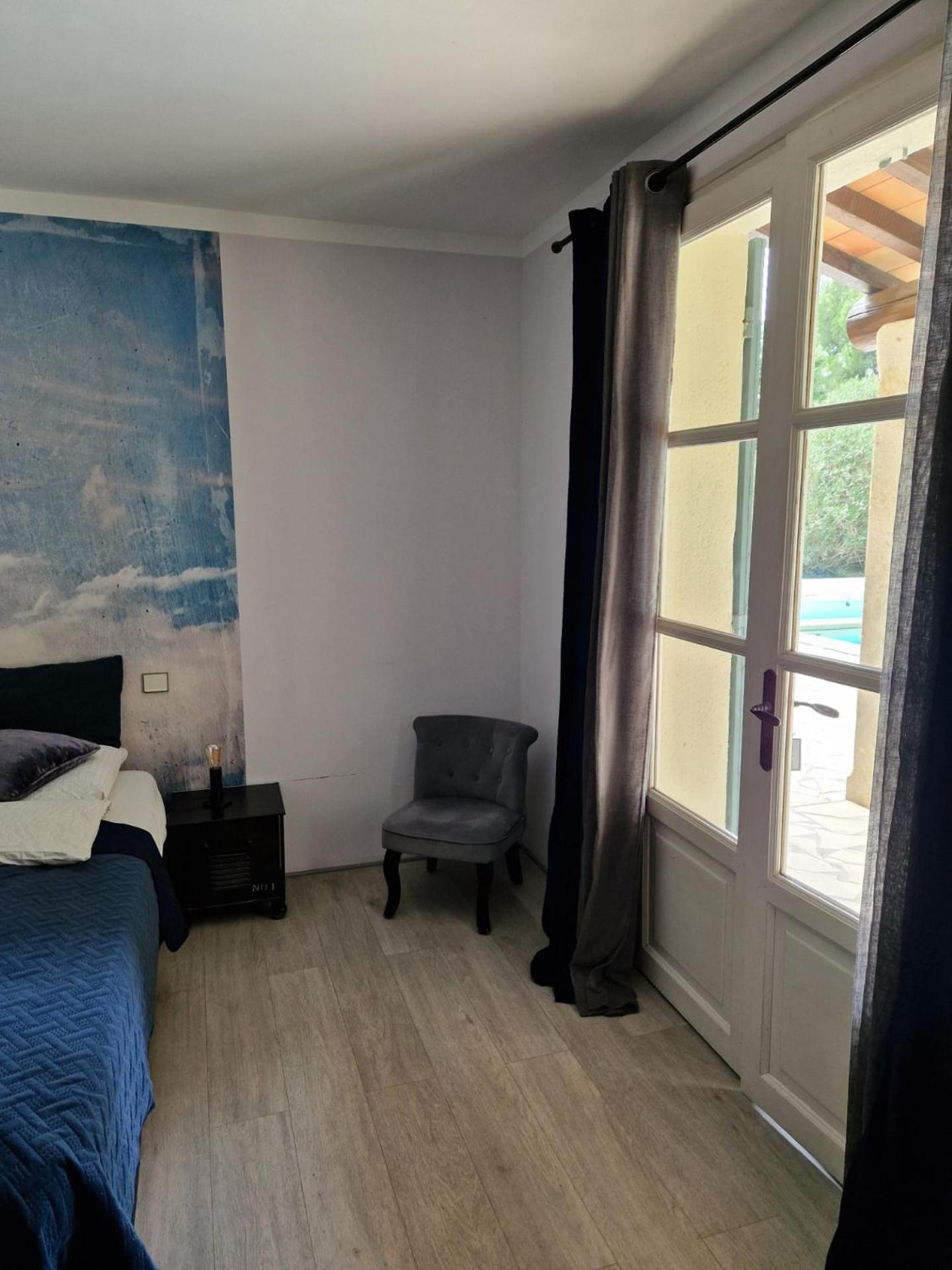 Mas Armelin Bed & Breakfast Tarascon Exterior foto