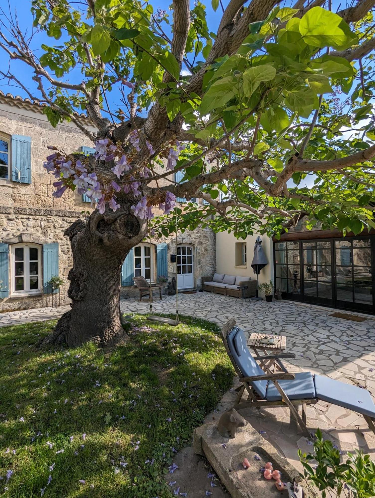 Mas Armelin Bed & Breakfast Tarascon Exterior foto